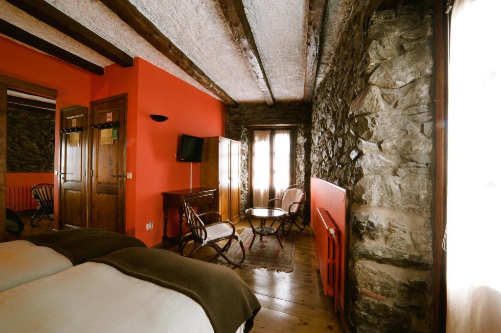 Hostal Cisco De Sans Andorra la Vella Rum bild